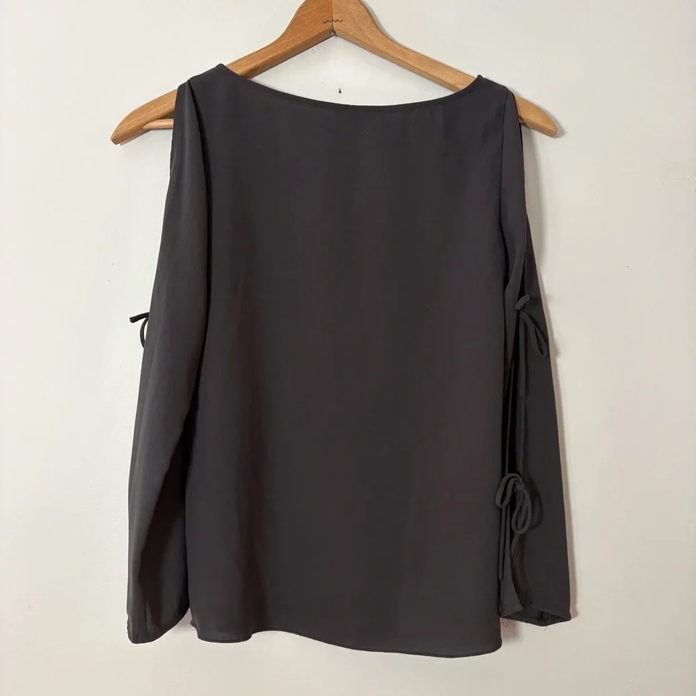 Aritzia Wilfred Pozzi Blouse – Black | Open Sleeve Tie Detail | Size XXS